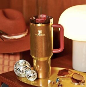 Lainey Wilson Stanley Country Gold 40oz